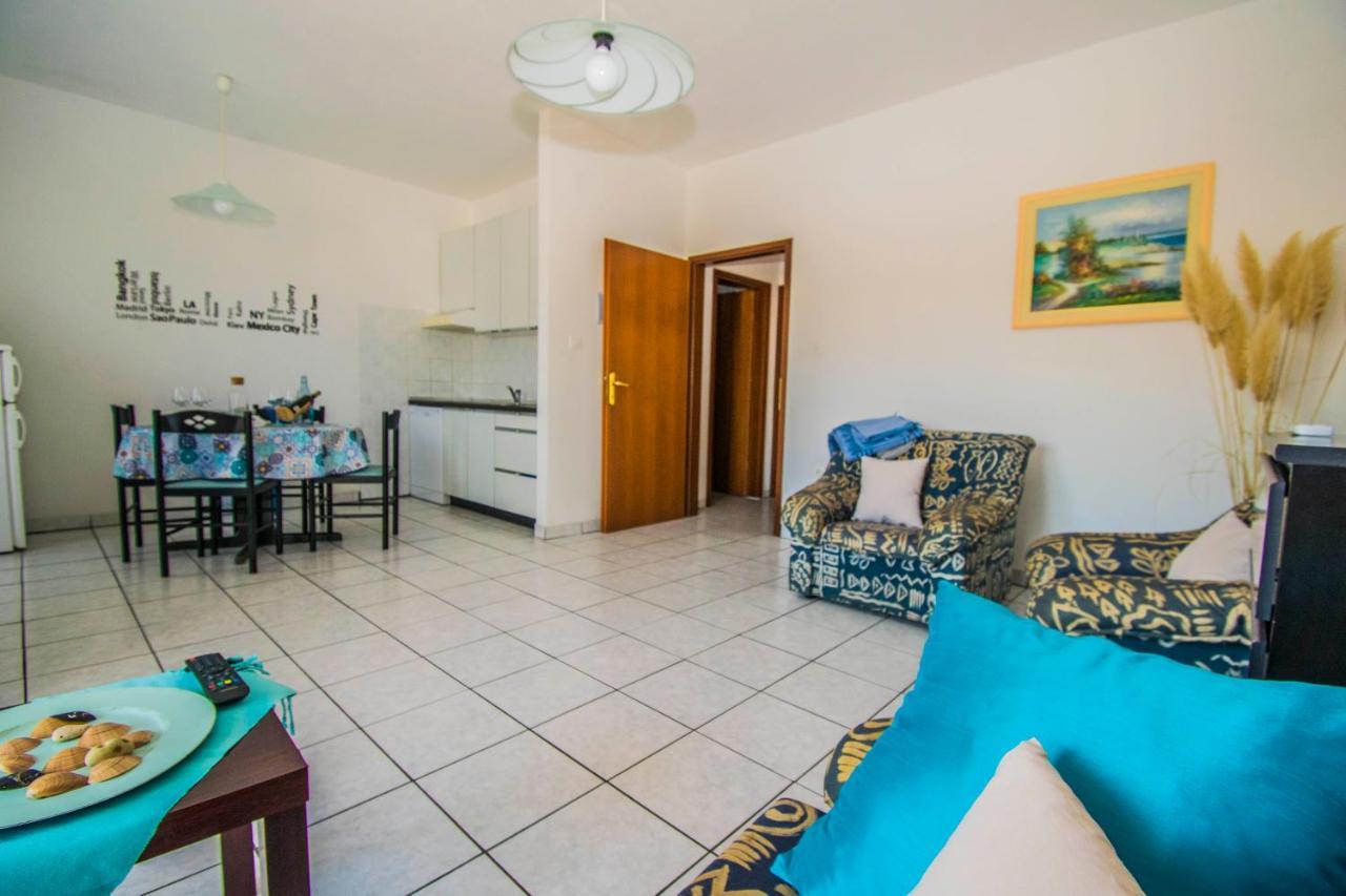 פג Apartments Pampas Island Pag מראה חיצוני תמונה